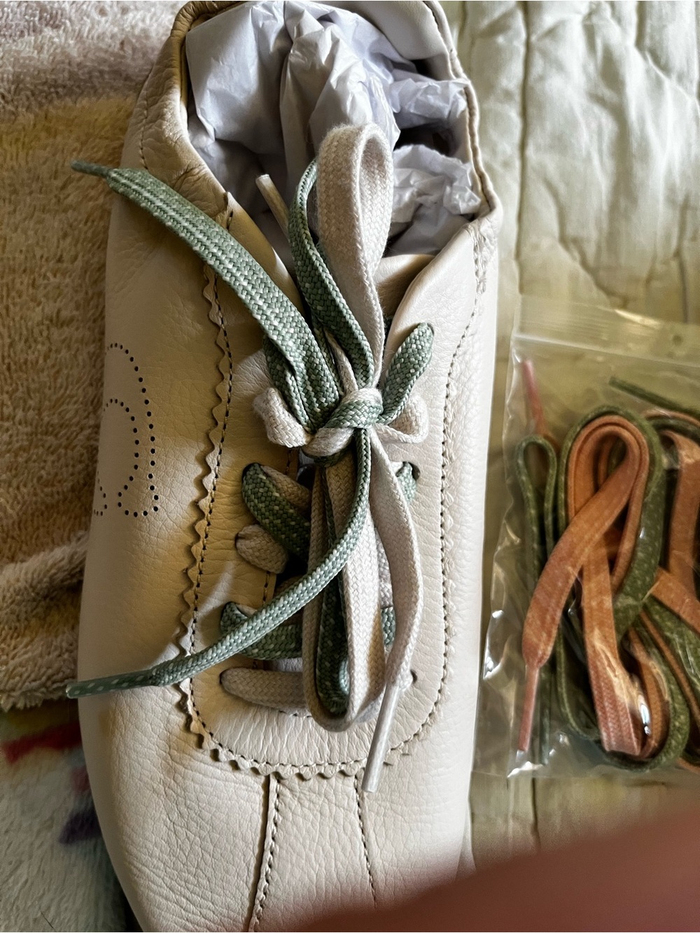 Coach Soft Leather Sneakers Size 7.5 With Additional Laces - Picture 10 of 16